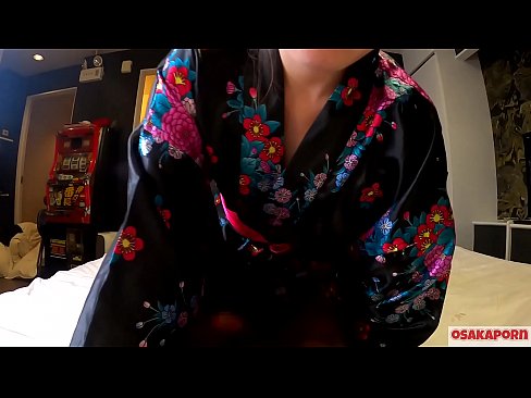 ❤️ ځوان cosplay نجلۍ په یوه آس او په یوه blowjob کې د squirt سره orgasm ته جنس خوښوي. اسيايي نجلۍ چې ويښتان لرونکې بلۍ او ښکلې سينه يې په دوديز جاپاني لباس کې په شوقيه ويډيو کې د مشت زنی ښکارندویي کوي. ساکورا 3 اوساکاپورن. ❌  جنس